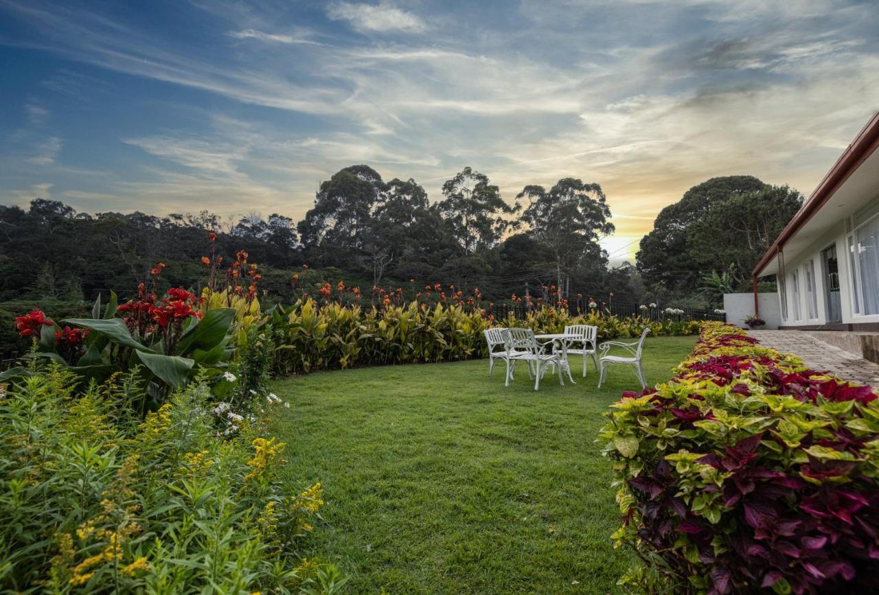 Galway Heights Hotel Nuwara Eliya Buitenkant foto